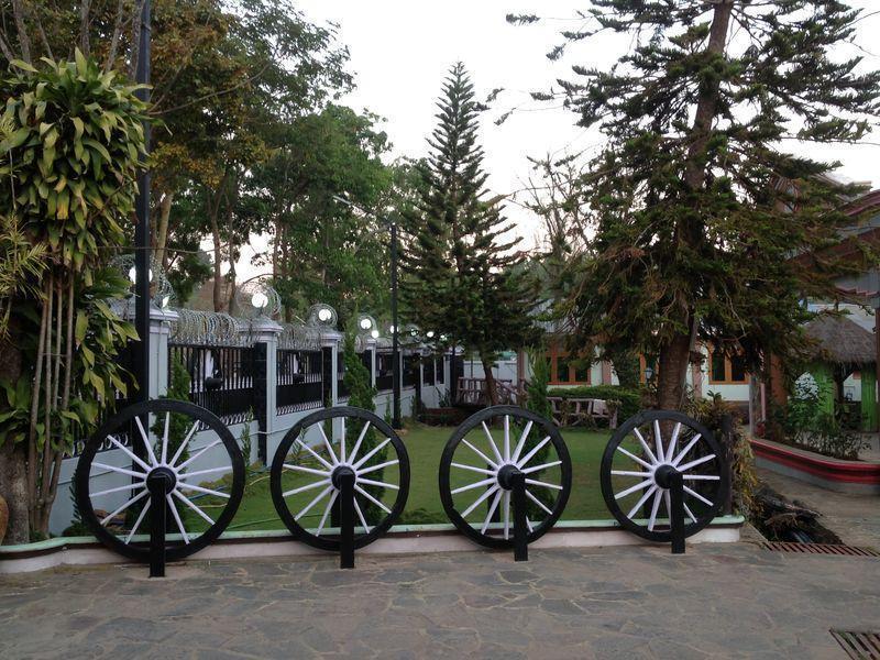 Tiger Hotel And Golden Lion Restaurant Pyin Oo Lwin Exterior photo