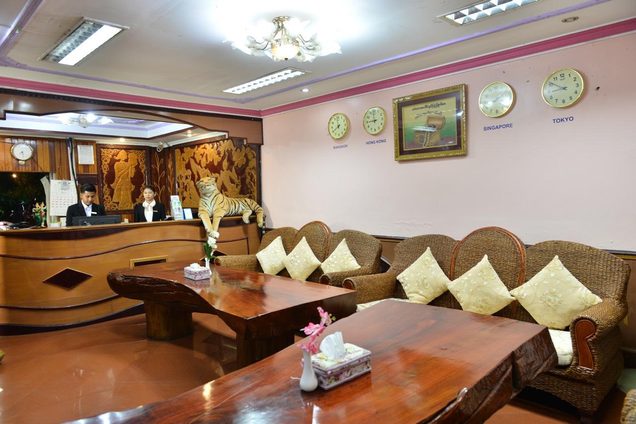 Tiger Hotel And Golden Lion Restaurant Pyin Oo Lwin Exterior photo